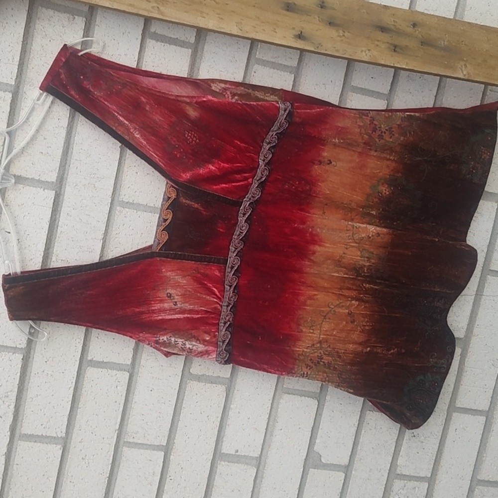 Red)Gold Top - Picture 4 of 9